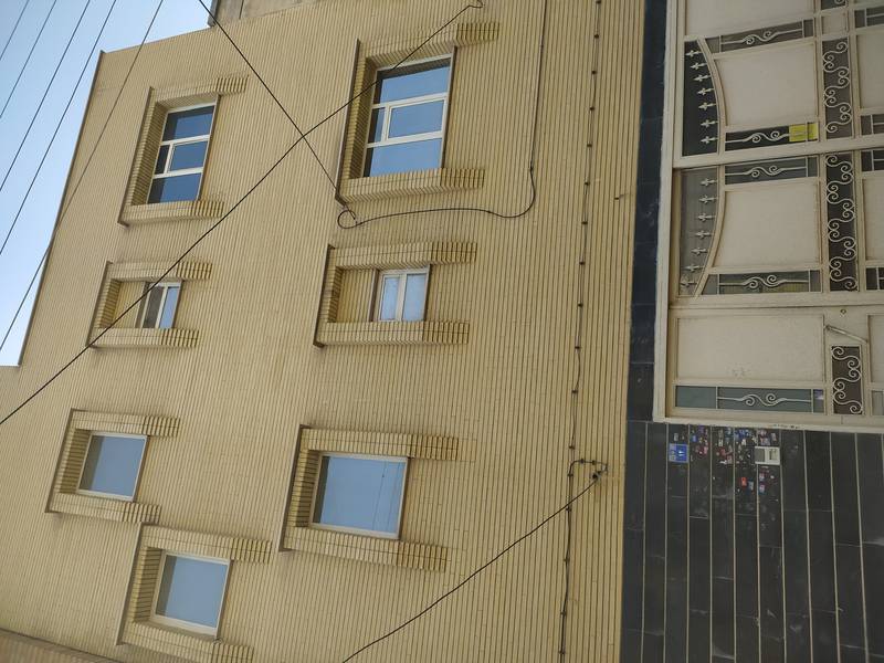 خ باهنر