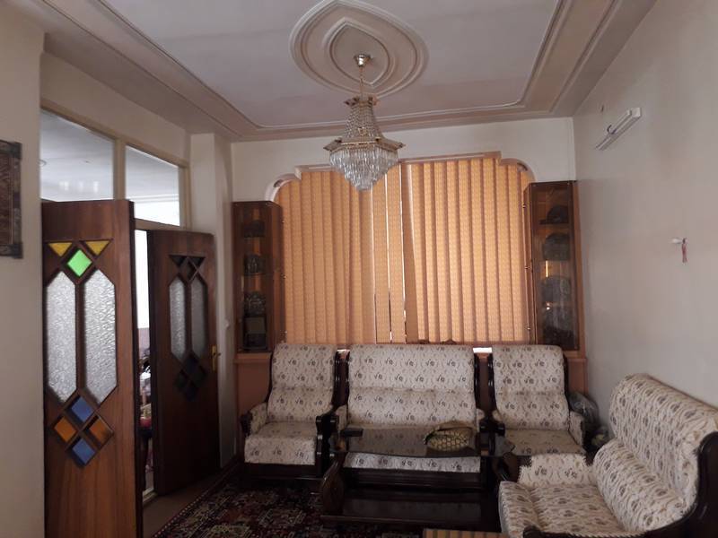 خ باهنر