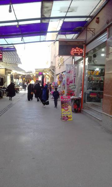 مغازه در بازار_ملاصدرا